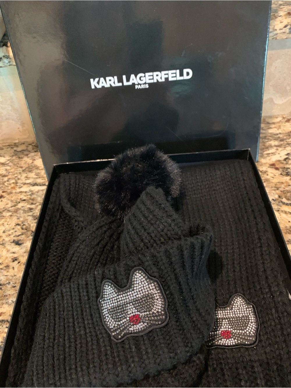 Karl Lagerfeld  Hat and Scarf Set